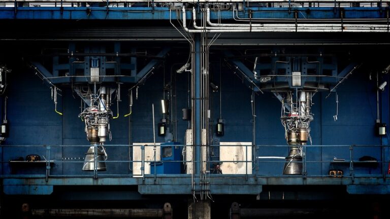 This Is Why SpaceX's Raptor engine is the King of Rocket Engines