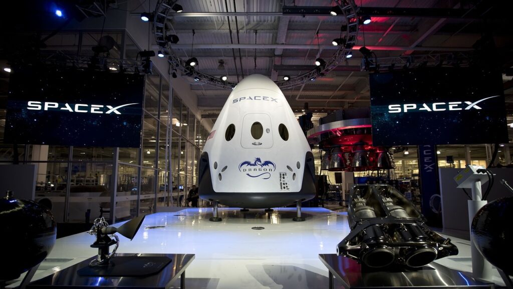 What SpaceX Dragon just did makes No one want to fly on the competitors