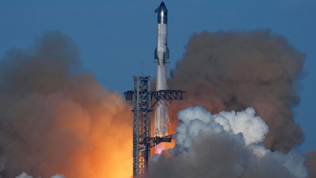 SpaceX unexpected DESTACK Starship Flight 9 Booster, Why Pad B Chopstick Tested