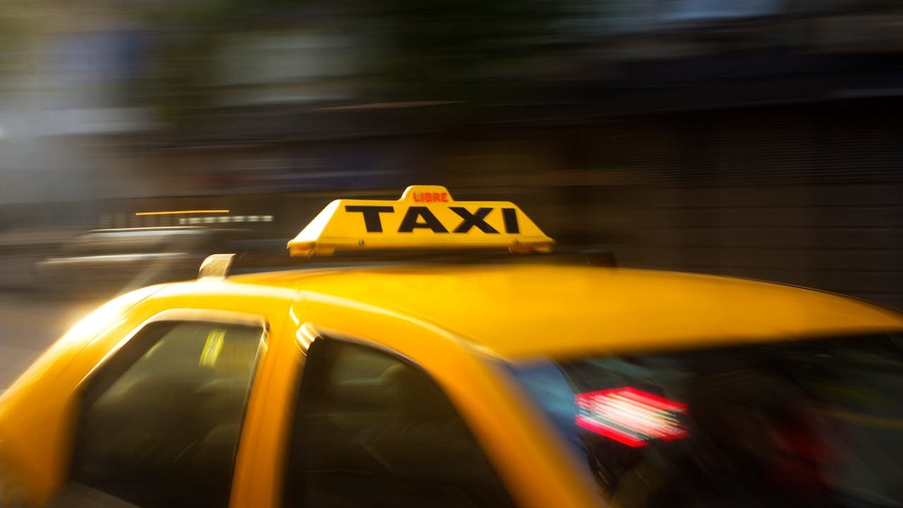 Just Happened! Musk Confirms Tesla Robotaxi Tentative for June 22! What’s Driverless Model Hiding?
