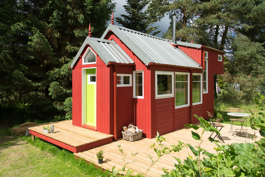 Elon Musk Announces $5,678 Tesla Tiny House