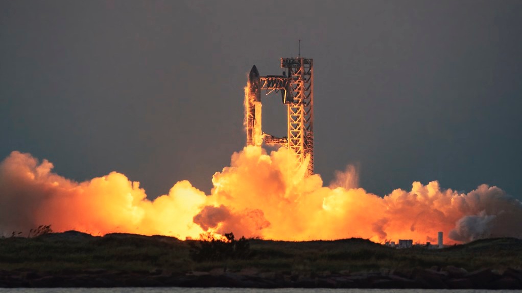 SpaceX Completed Final Starship Booster Firing on Pad 1! Rushing toward Flight 11 THIS MONTH