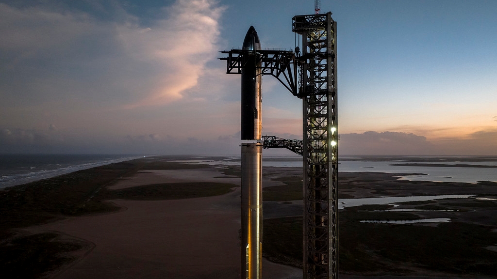 Elon Musk Declared Starship V3 Facing 'Big Problem' with New-Gen Raptor