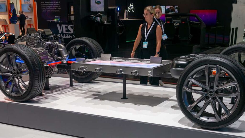 Elon Musk Just Announced 2026 Tesla Aluminum-ion Battery: What’s NEW?