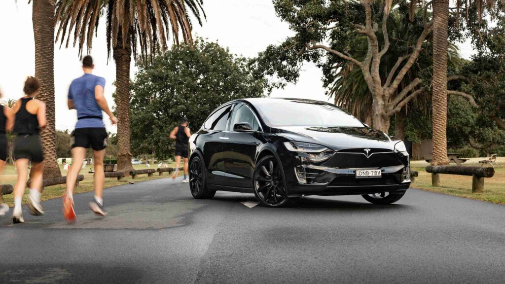 2026 Tesla Model 2 Finally Goes on Sale in November! Elon Musk Confirms Official Price & Design