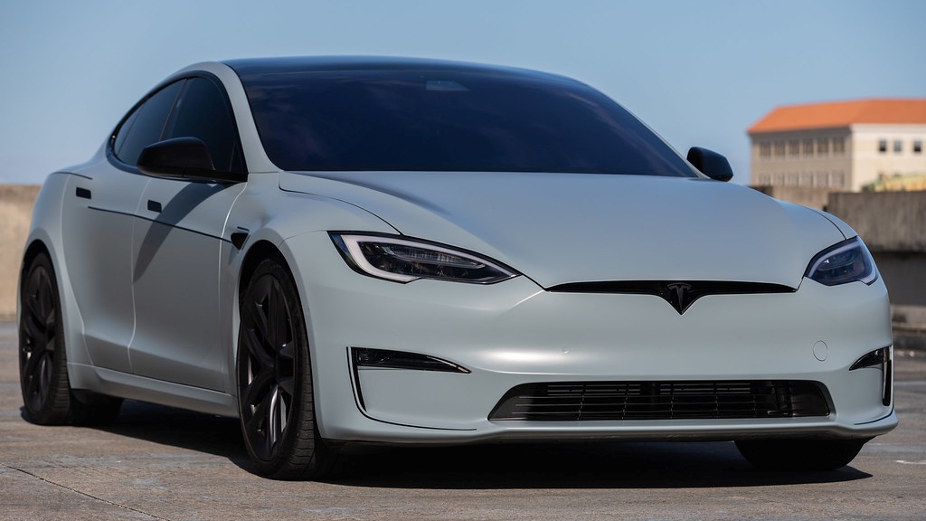 Elon Musk Announces New Battery for 2026 Tesla Model 2 Prototype. What's SHOCKING Inside?