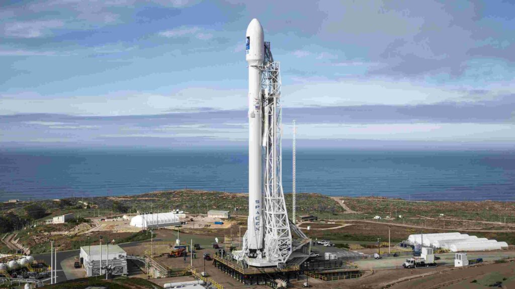 China just Successfully Launched SpaceX Clone Falcon 9 into Orbit, But Booster Recovery FAILED