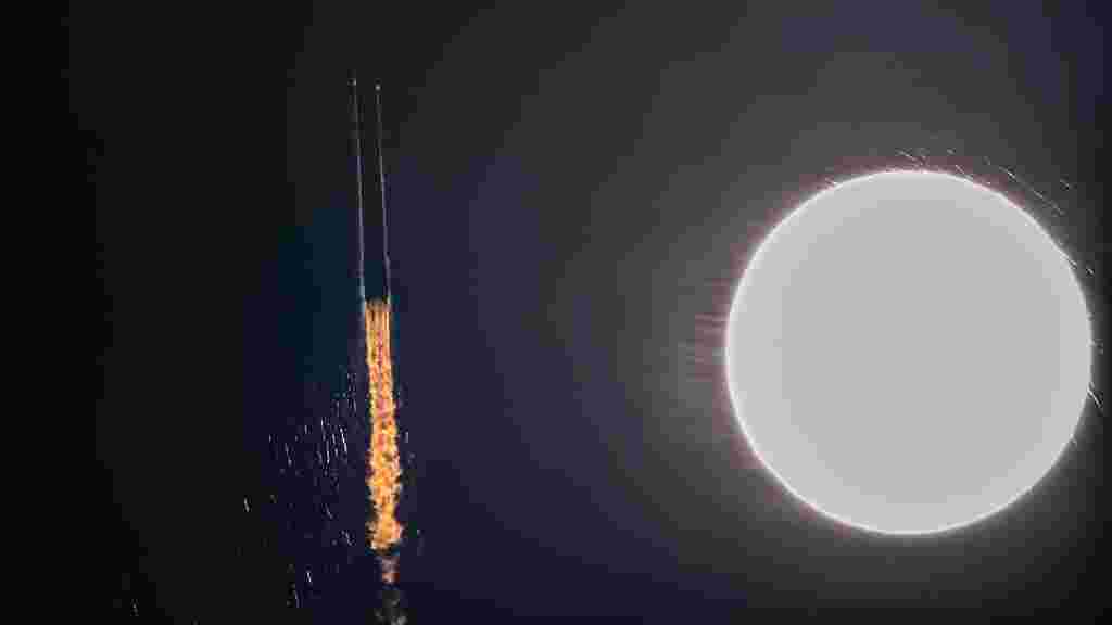 SpaceX revealed Genius Solution to Land first Starship on the Moon in 2026! Is it going to Happen?