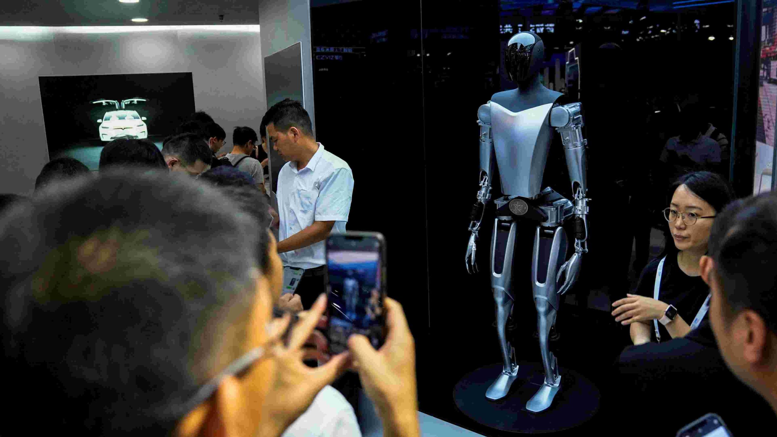 Elon Musk Finally SHOW Tesla Bot Gen 3 Cooks A Meal For Incredible Time! Biggest Product