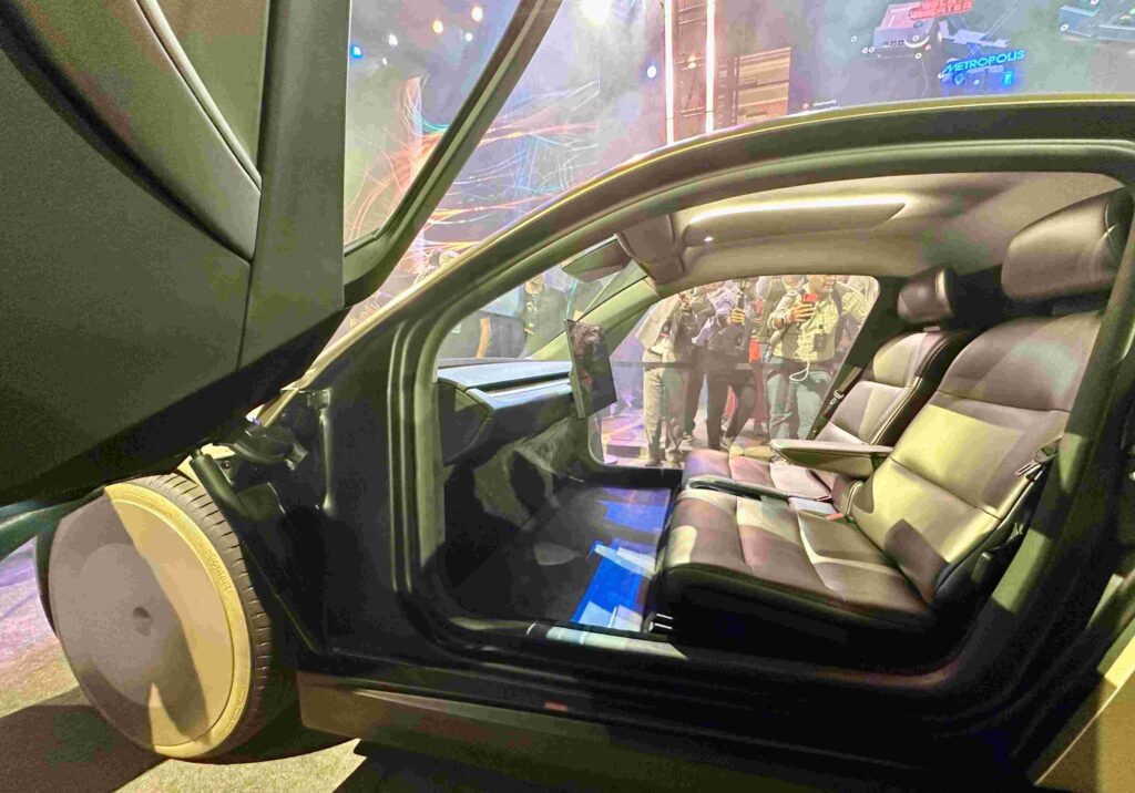 Tesla Cybercab ROBOTAXI Massive UPDATE Finally Revealed