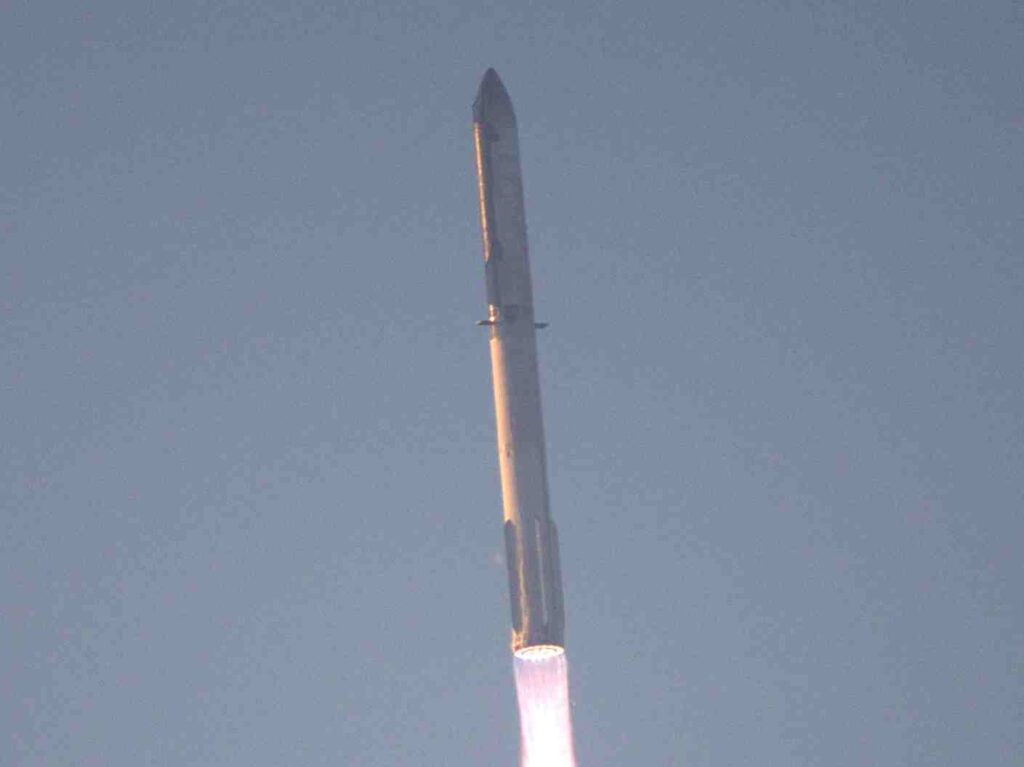 SpaceX Starship B19 Stacking to Launch Flight 12