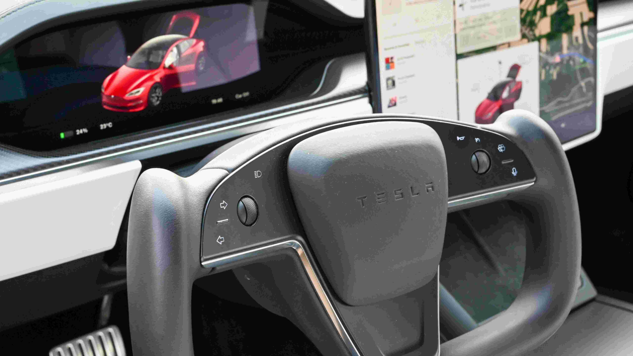 Elon Musk 2026 Model 2: Tesla Aluminum-Ion: 6× Faster Charging, 500+ Mile Range, Under $25k