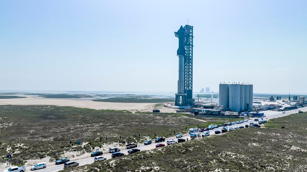 SpaceX’s Secret Plan for Starship Flight 12 Revealed! Beyond What We Expected