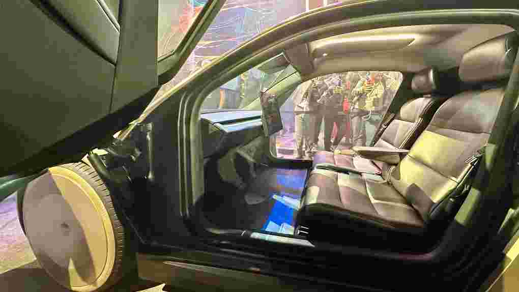 Elon Musk Reveals Major New Cybercab Update 2026