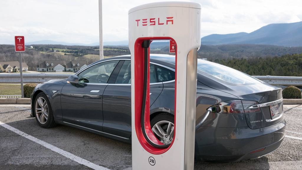 New Tesla Model 2 ALUMINUM-ION Battery? 10,000 Cycles, Non-Flammable, -25°C Efficiency (2026)