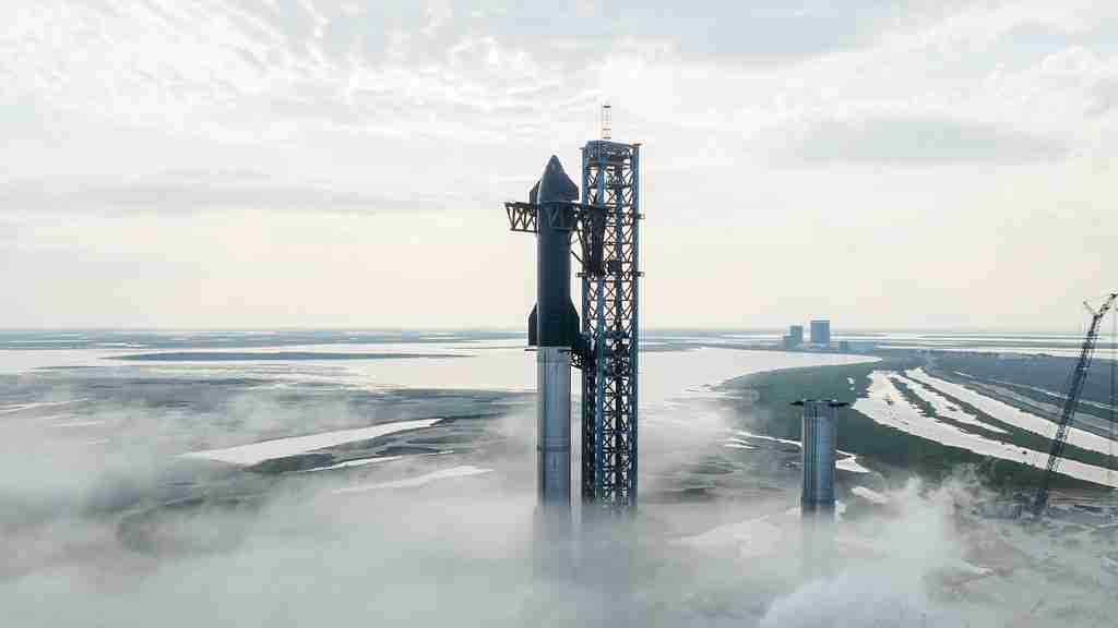 Wow! SpaceX DOUBLE B19 & Ship 39 Rolled in one Night, Ready Firing…Artemis 2 Completed