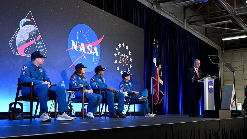 NASA's New Artemis III Plan Changed - SpaceX is The Key