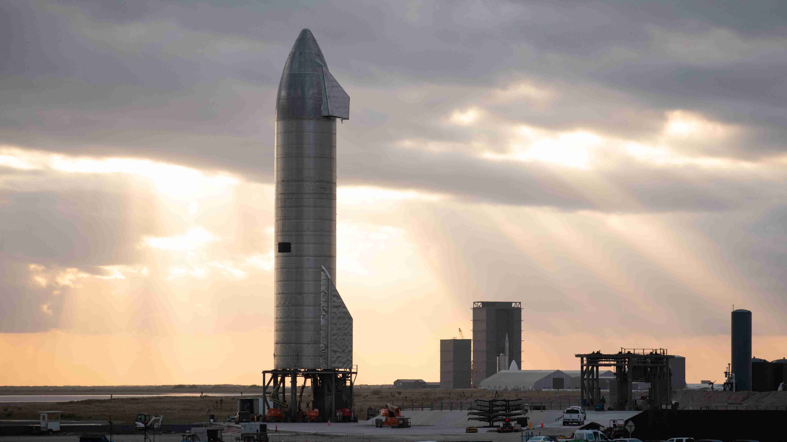 SpaceX Found Something Weird in Starship Booster’s 33-Engine Static Fire test…No Launch in May