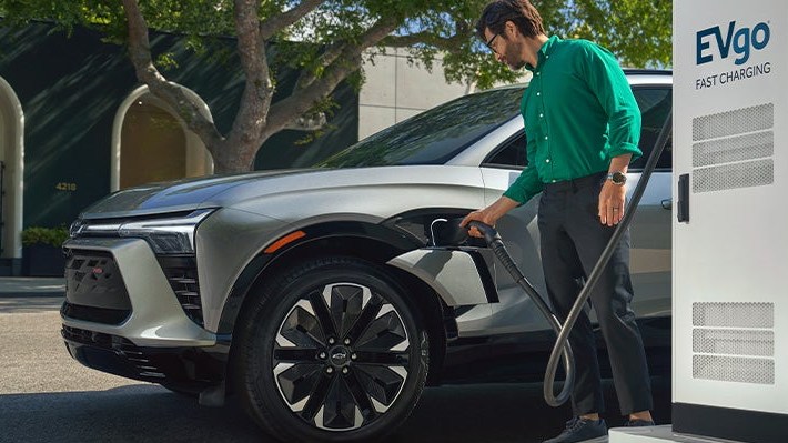Elon Musk & Tesla NEW Battery Revolution is a Massive EV Wake-Up Call