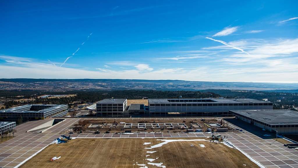 Elon Musk Builds $119B "Terafab Sillicon Valley" Outchip Industry!