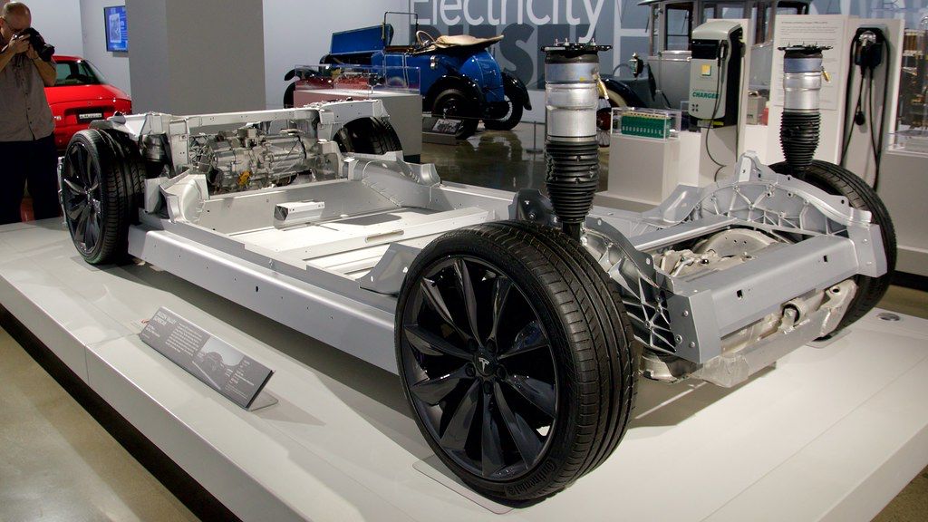 NEW TESLA MODEL 2 Aluminum Battery SHOCK: 300 Miles & 1-Min Charge?