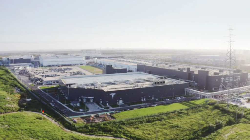 Tesla BIGGEST Solar Factory 1TW Inside Shocks The World