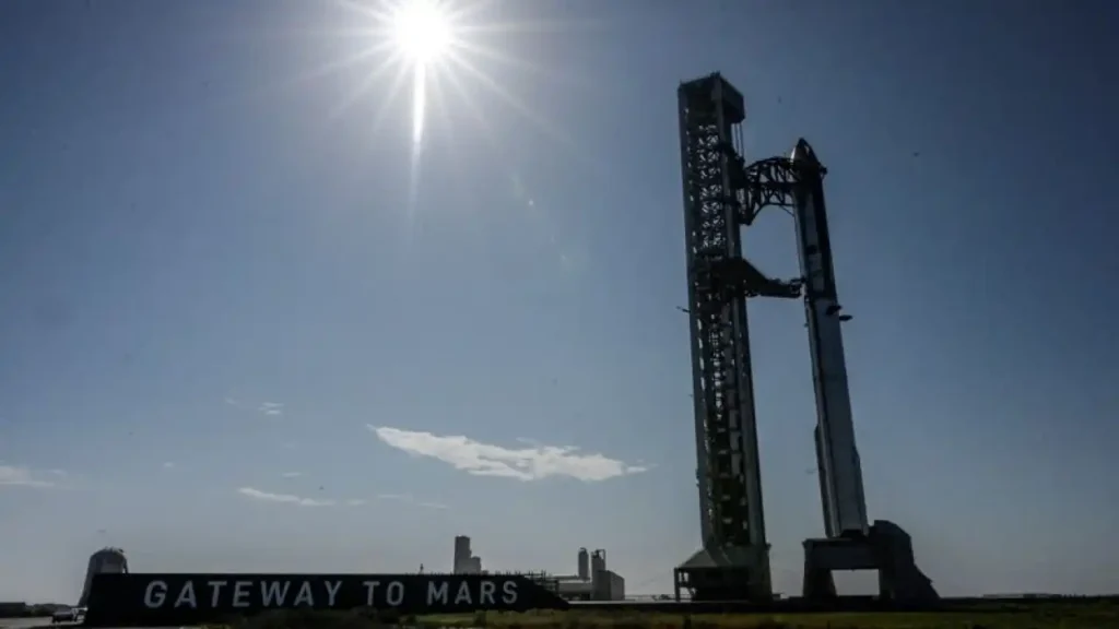SpaceX Starship Flight 13’s New Launch Date Revealed! Test & Launch in Days, Is It Feasible