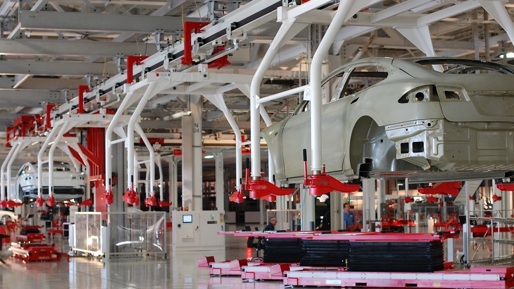Massive Tesla Giga Press 4.0 Detroys All Welding Robots