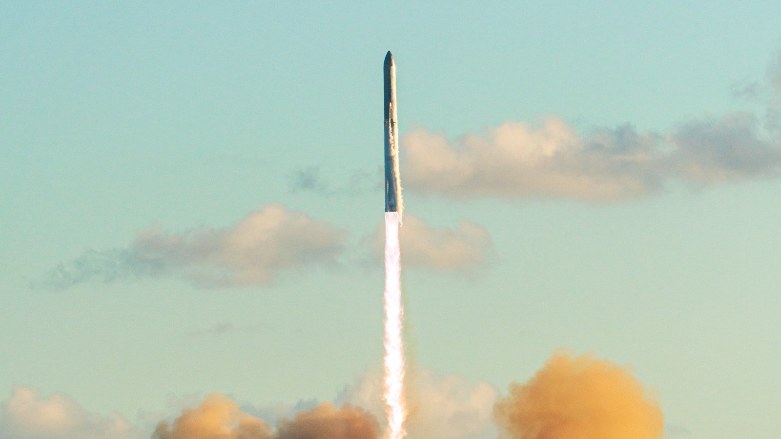 SpaceX Starship Flight 13’s Massive Surprise Success Destroyed the Industry