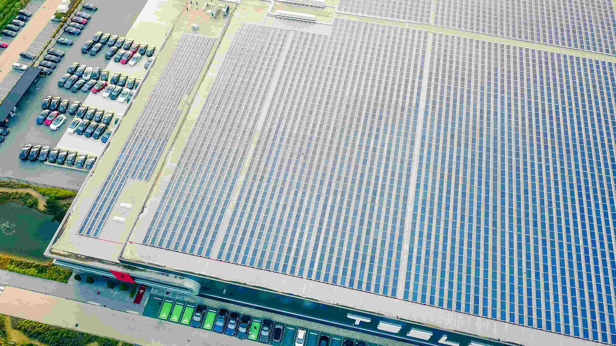 Tesla's World's First 1000GW Solar Factory Destroys Energy Industry