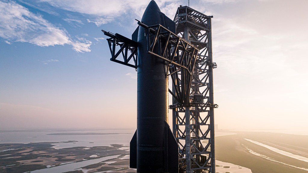 SpaceX's New Starship Heat Shield Upgrades after Elon Says Problems are Solved