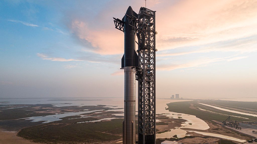 Elon Musk just Revealed Starship Flight 14 Launch Date & Goals Beyond What We Expected
