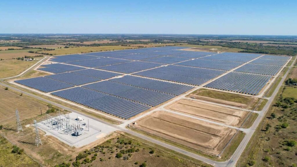 Elon Musk Finally Build World's Biggest Solar Factory