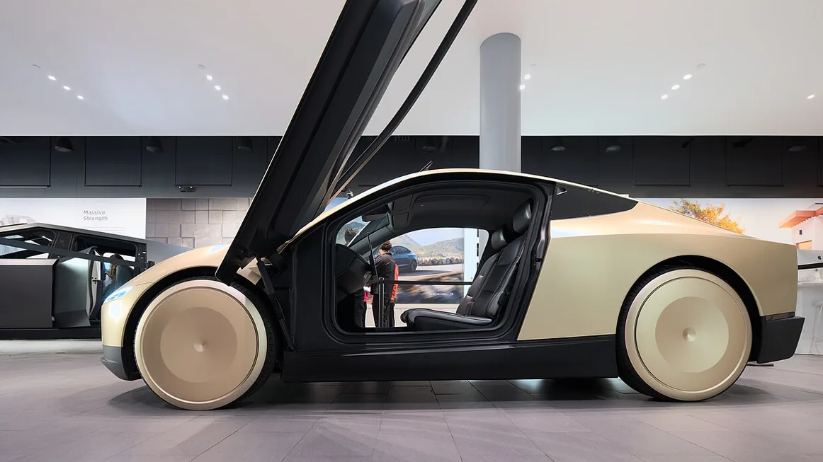 Elon Musk JUST UPDATED Cybercab! New Specs SPOTTED Before NEXT WEEK’s Event!