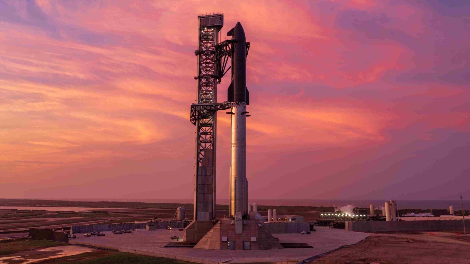 SpaceX is launching TWO Starship flights in Parallel to catch the Ship Sooner