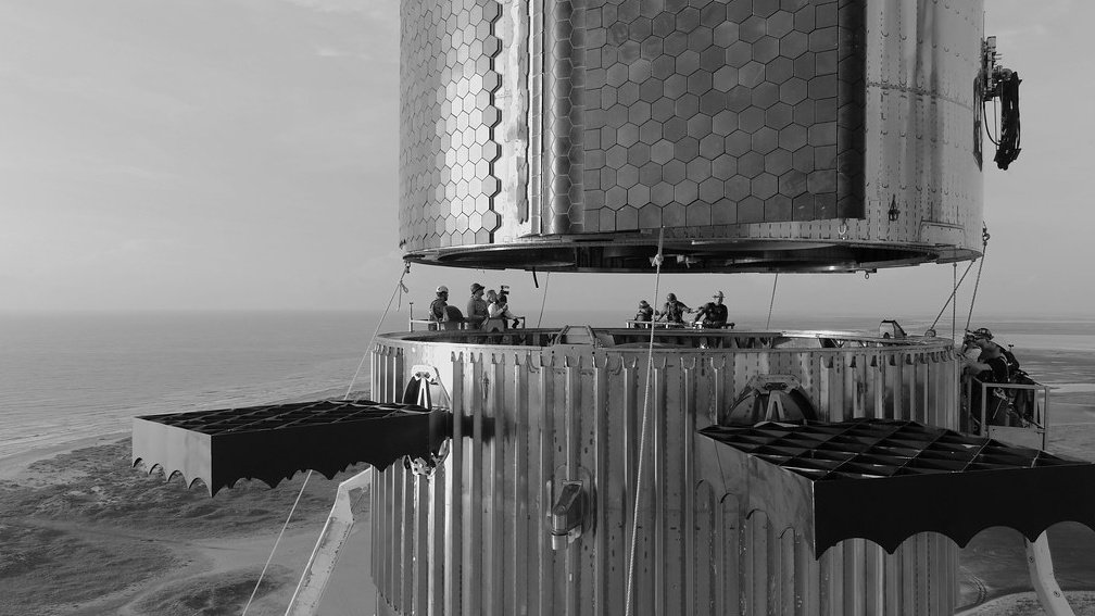 SpaceX Just Vertical Ship 40 Back - And What It Revealed Is Kind of Mind-Blowing