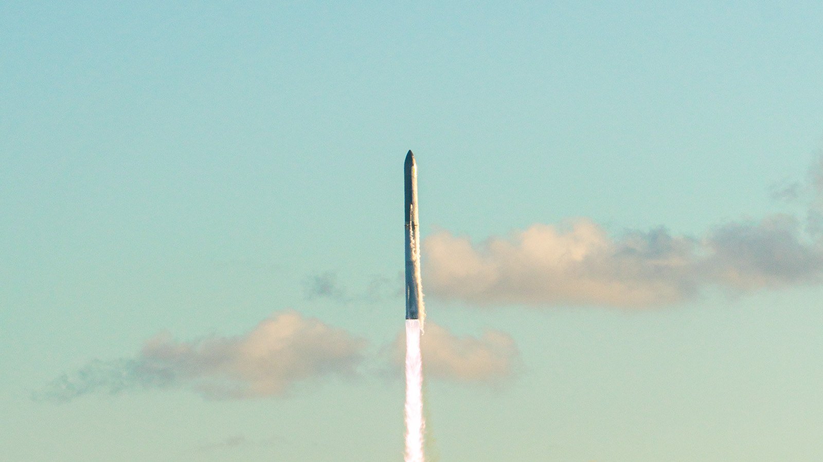Starship B22 Static Fire Completed, Ready for First Booster V3 Catching in Weeks