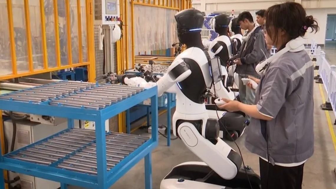Tesla Reveals Major New Optimus Robot Update 2027